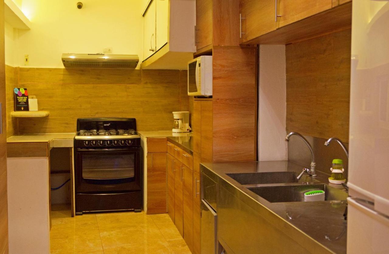 La Zona Hostel San Salvador Bagian luar foto